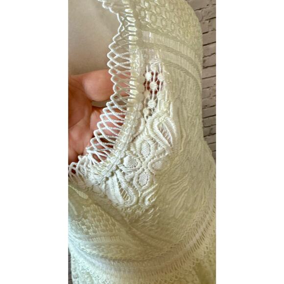 Rebecca Elliot Women’s  Lace Crochet Cream Dress Size Large - Picture 4 of 6